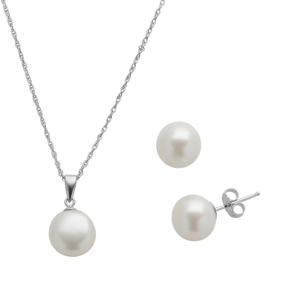 Freshwater Pearl Necklace and Earrings